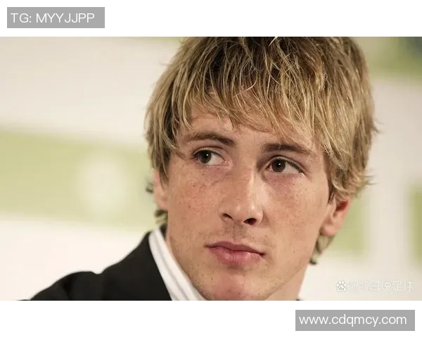 男模与足球明星的完美结合揭示时尚与运动的魅力与风采