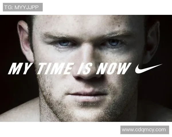 足球明星女友奥拉的魅力与风采揭秘，爱与事业的完美平衡之路